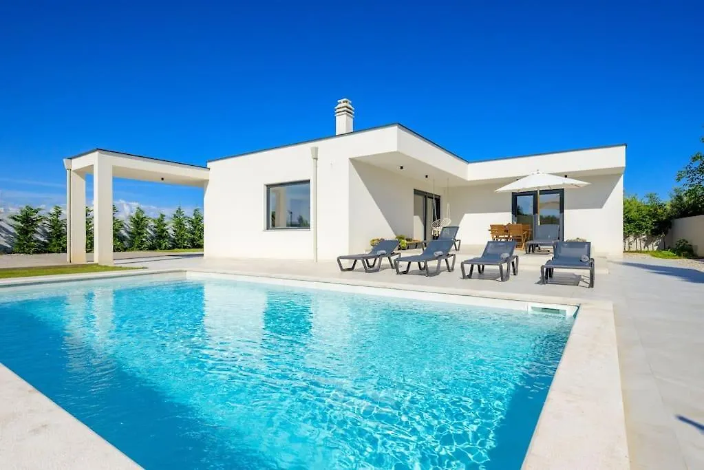 Villa Botanica By Istrialux Medulin 0*,